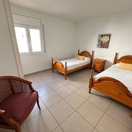 Ferienwohnung Agi Riera La Cuana Roses Exterior foto